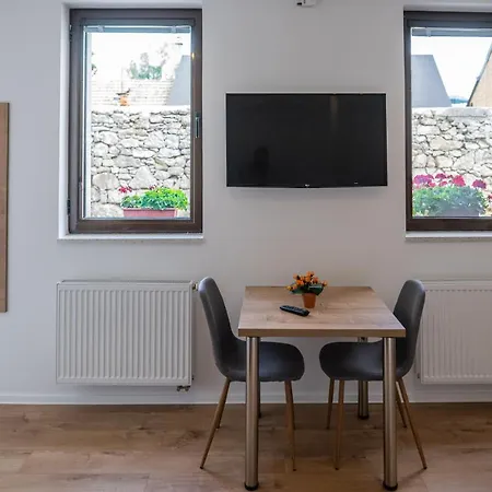 招待所 Alej 波切尼斯